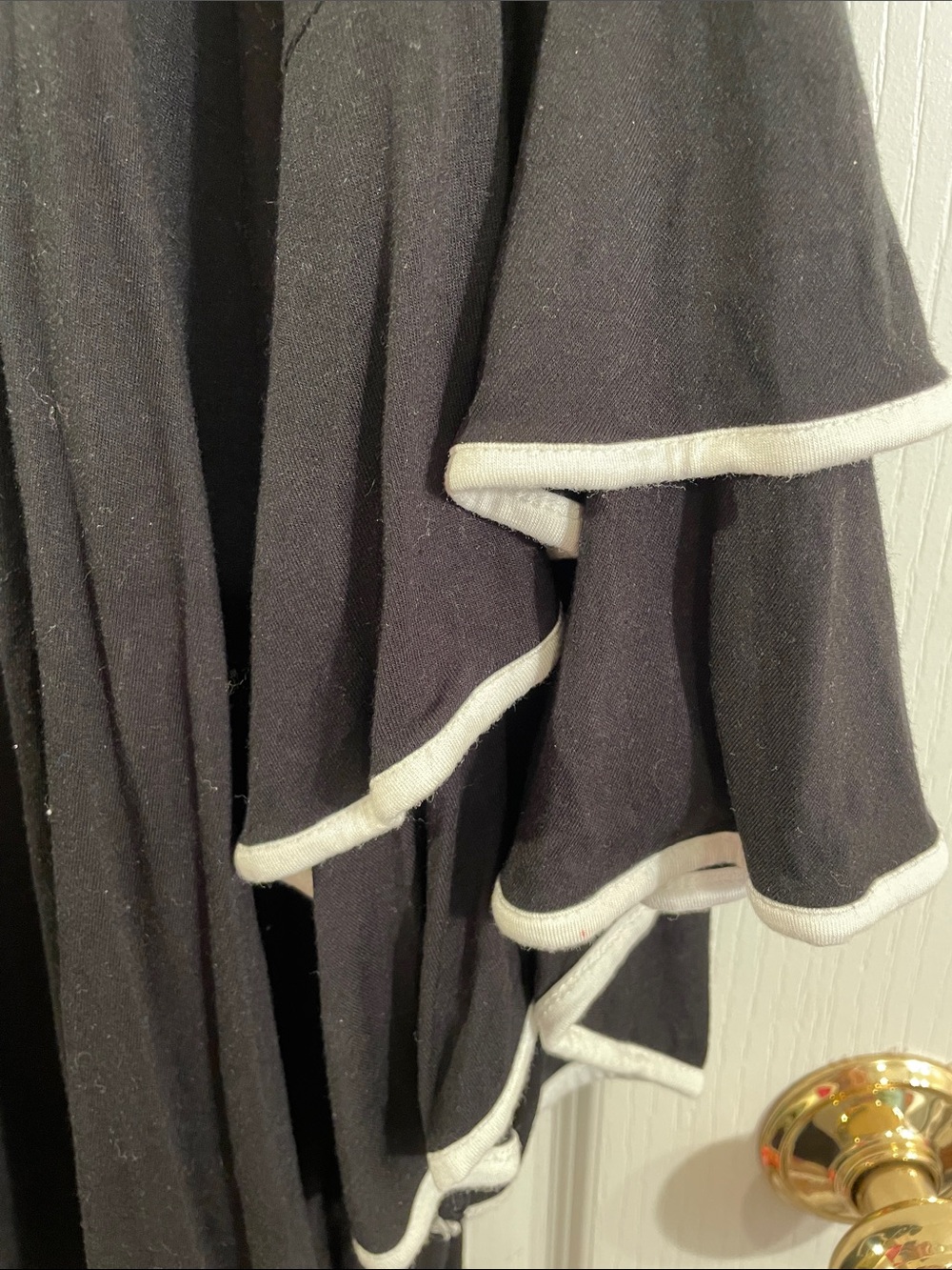 Cable & Gauge Black Tunic with White Trim and Ruffle Sleeves II - Picture 3 of 5